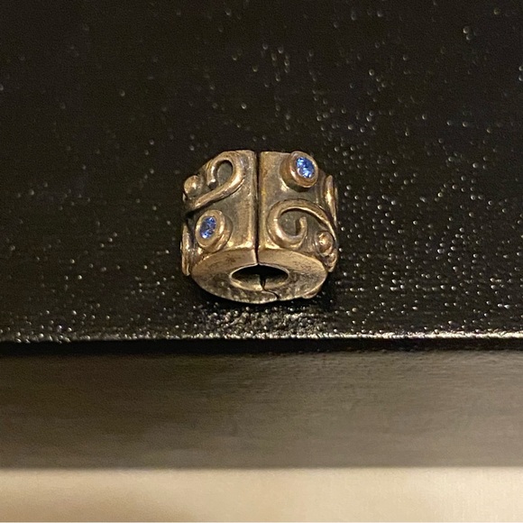 Pandora Silver Blue Clip Charm - Picture 3 of 9